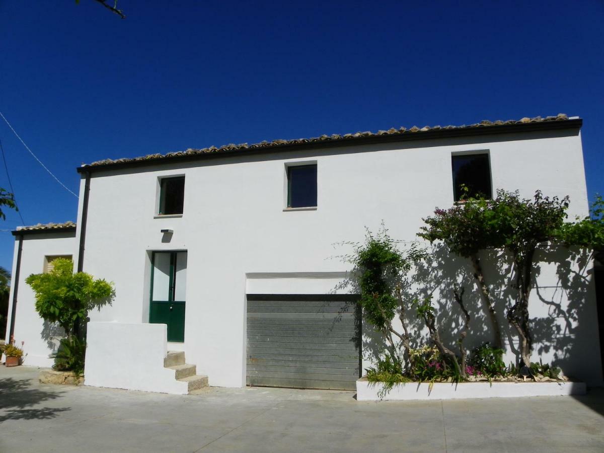 Hostal Dabbanna Chiaramonte Gulfi Exterior foto